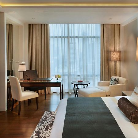 The St. Regis Bangkok Hotel Екстериор снимка