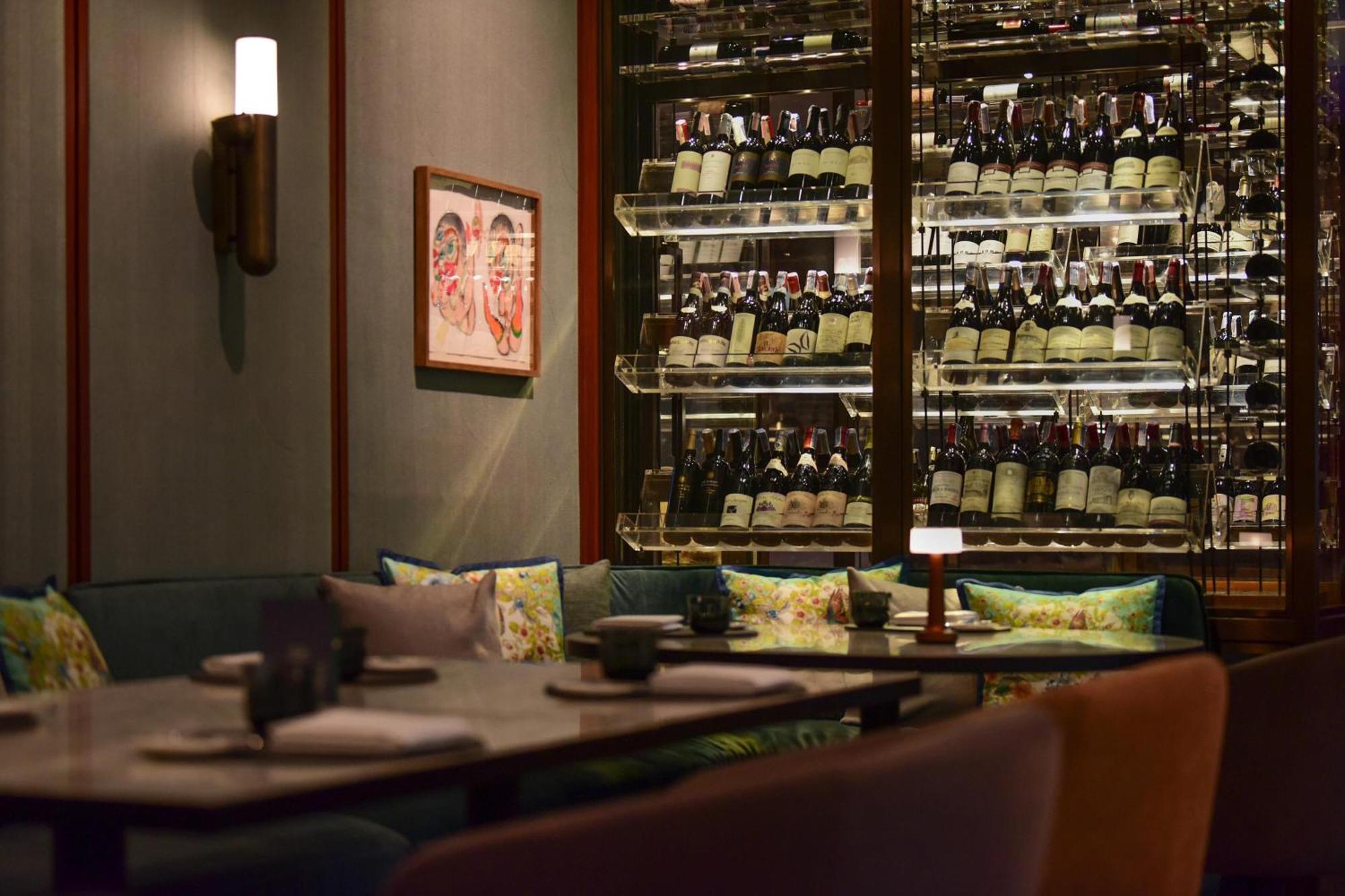 The St. Regis Bangkok Hotel Екстериор снимка