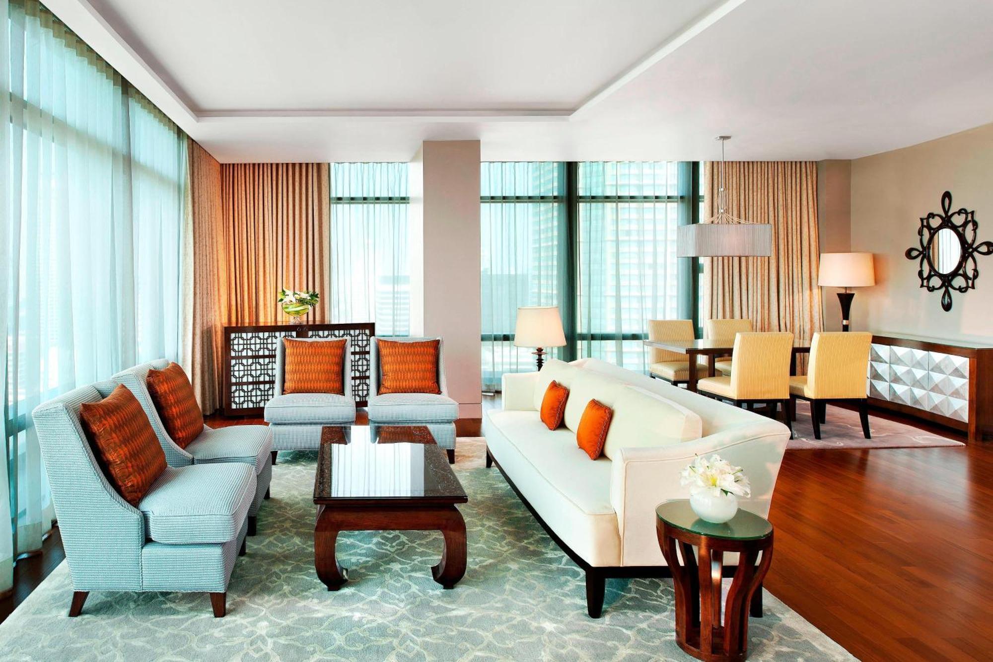 The St. Regis Bangkok Hotel Екстериор снимка